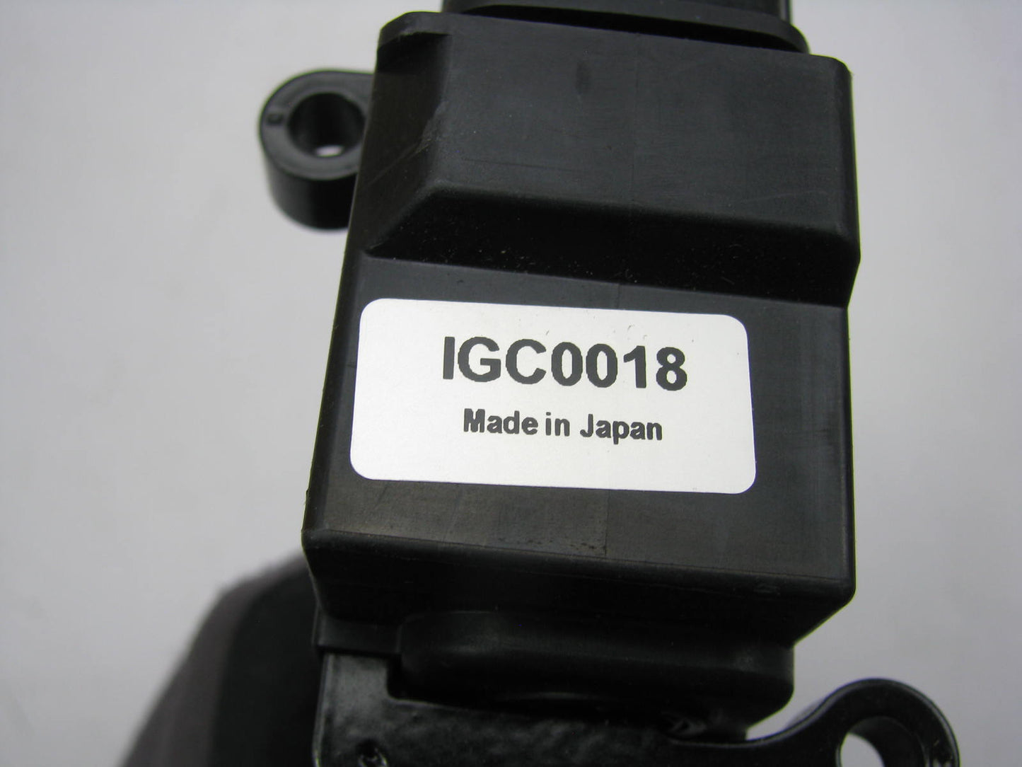 NEW - OUT OF BOX IGC0018 Direct Ignition Coil 1995-1998 Mazda Millenia 2.3L-V6