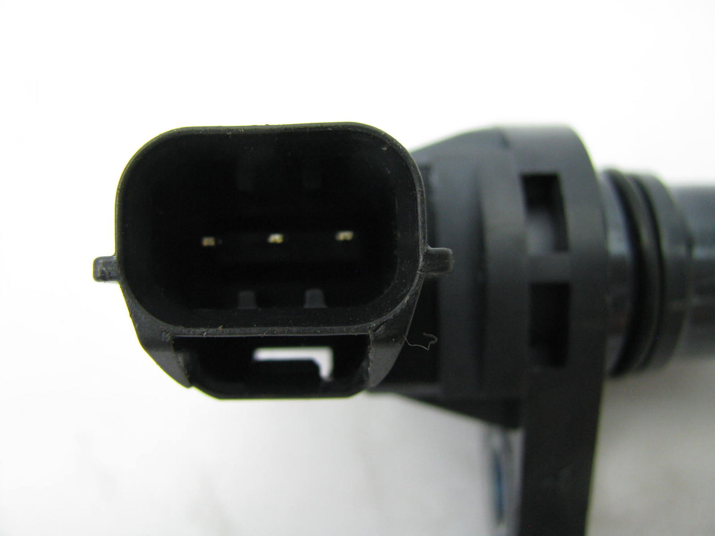 NEW - OUT OF BOX J5T24091 Camshaft Position Sensor