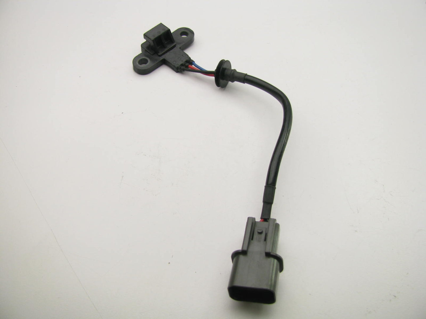 NEW - OUT OF BOX - OEM Mitsubishi J5T29172 Engine Camshaft Position Sensor