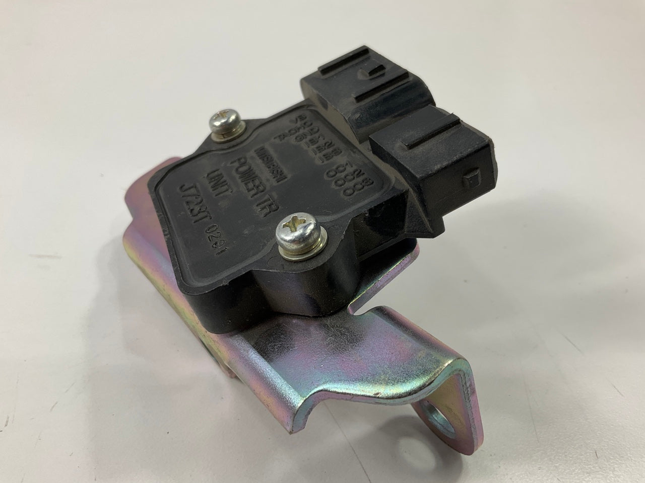 NEW - OUT OF BOX MITSUBISHI J723T Ignition Control Module