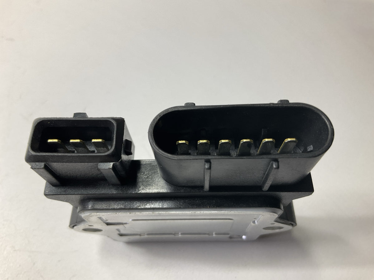 NEW - OUT OF BOX OEM For MITSUBISHI J723T Ignition Control Module
