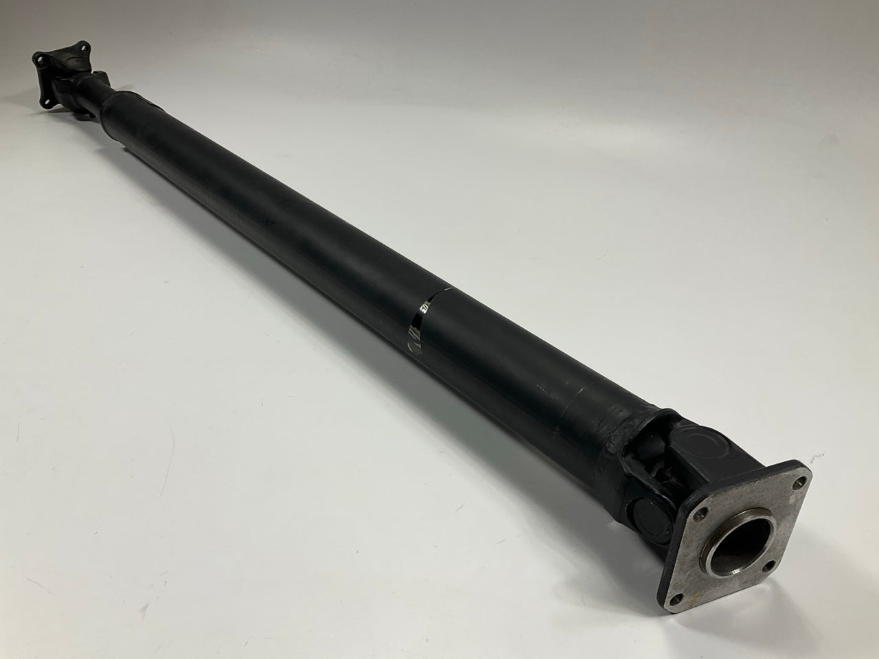 NEW UNBOXED 0K01825100B Rear Driveshaft For 1995-2002 Kia Sportage 4WD