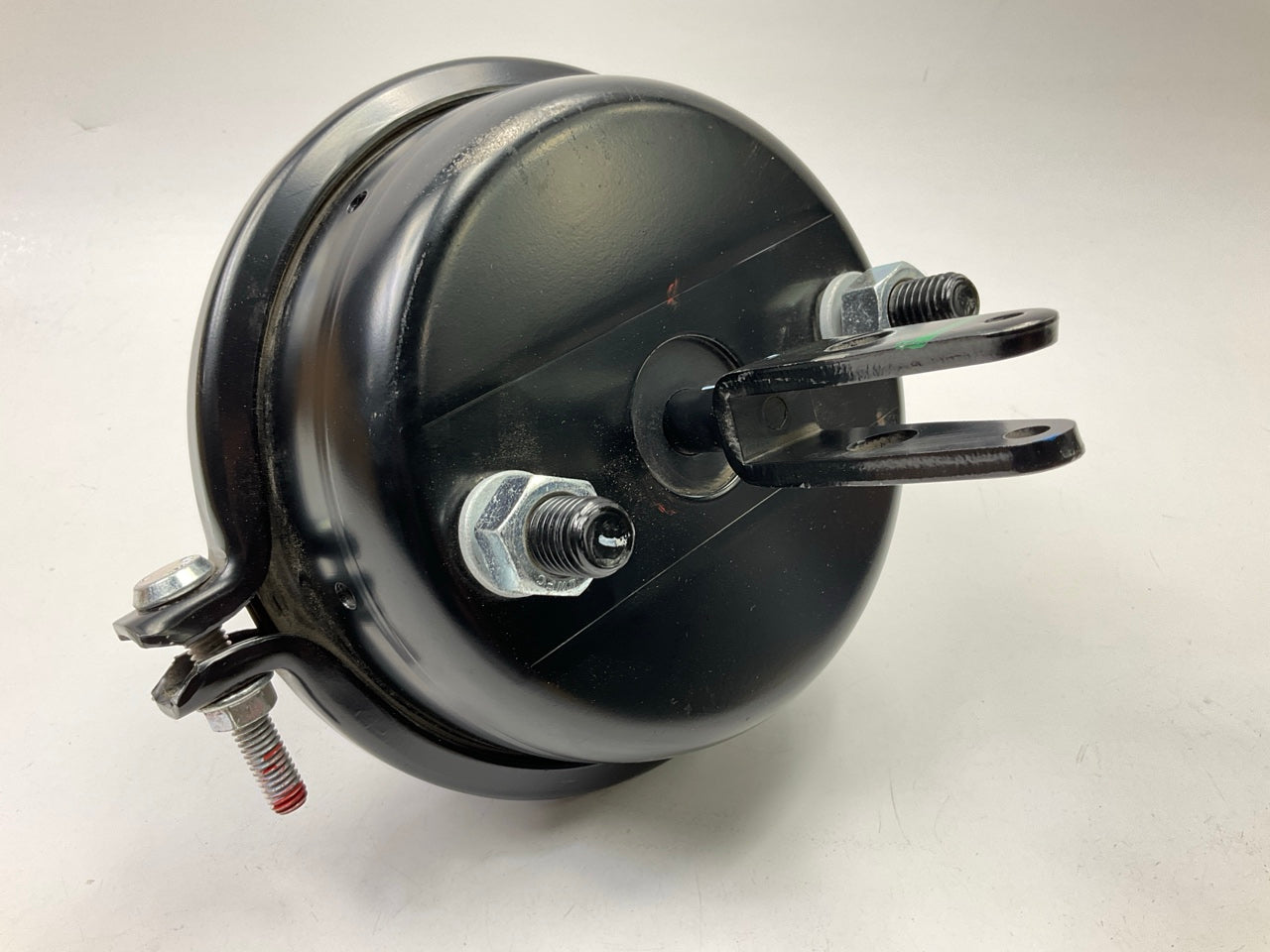 NEW UNBOXED Bendix K058740 T30 Brake Chamber EBC30S