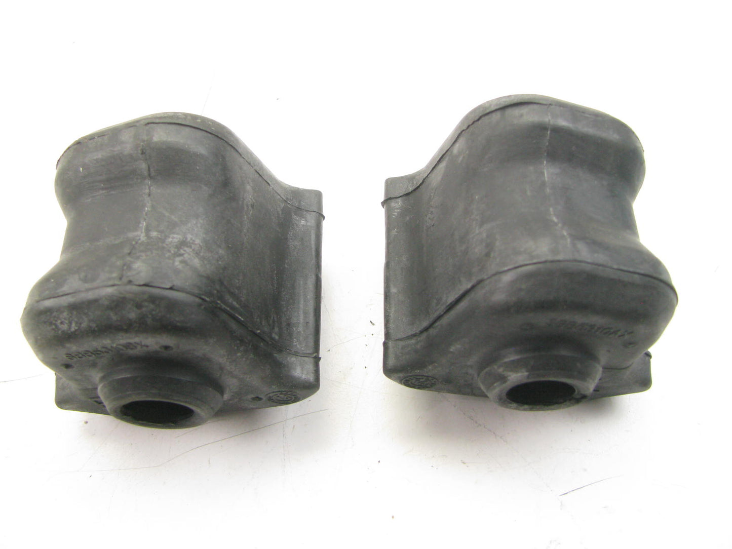 NEW - K201559 Suspension Stabilizer Sway Bar Bushings Kit - Front - PAIR