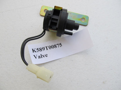 NEW OUT OF BOX OEM Mazda K589T00875 K3T05181 Turbocharger Vacuum Boost Sensor