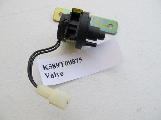 NEW OUT OF BOX OEM Mazda K589T00875 K3T05181 Turbocharger Vacuum Boost Sensor
