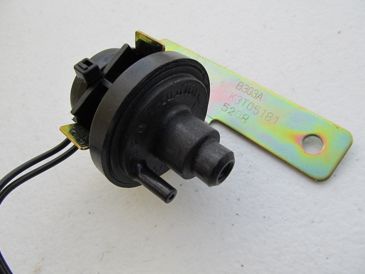 NEW OUT OF BOX OEM Mazda K589T00875 K3T05181 Turbocharger Vacuum Boost Sensor
