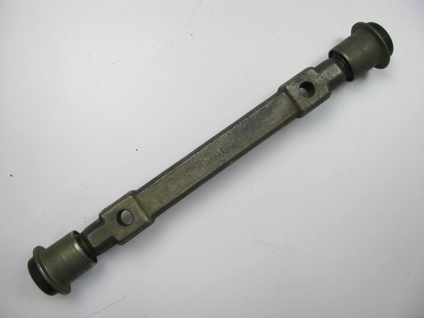 NEW - OUT OF BOX - K6104 Control Arm Shaft Kit, Front Upper