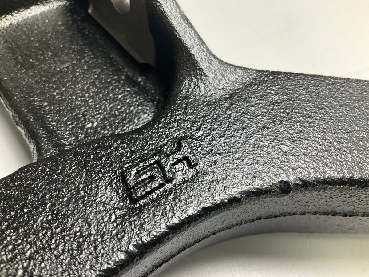 NEW AFTERMARKET K620201 Front Right Lower Control Arm