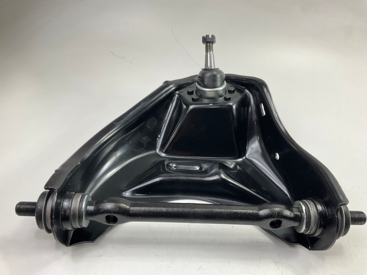 NEW UNBOXED K620249 Front Right Upper Control Arm