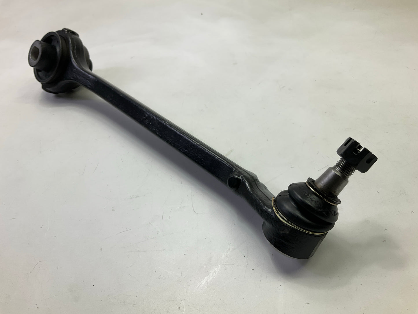 NEW UNBOXED K620257 Front Right Passenger Lower Forward Control Arm