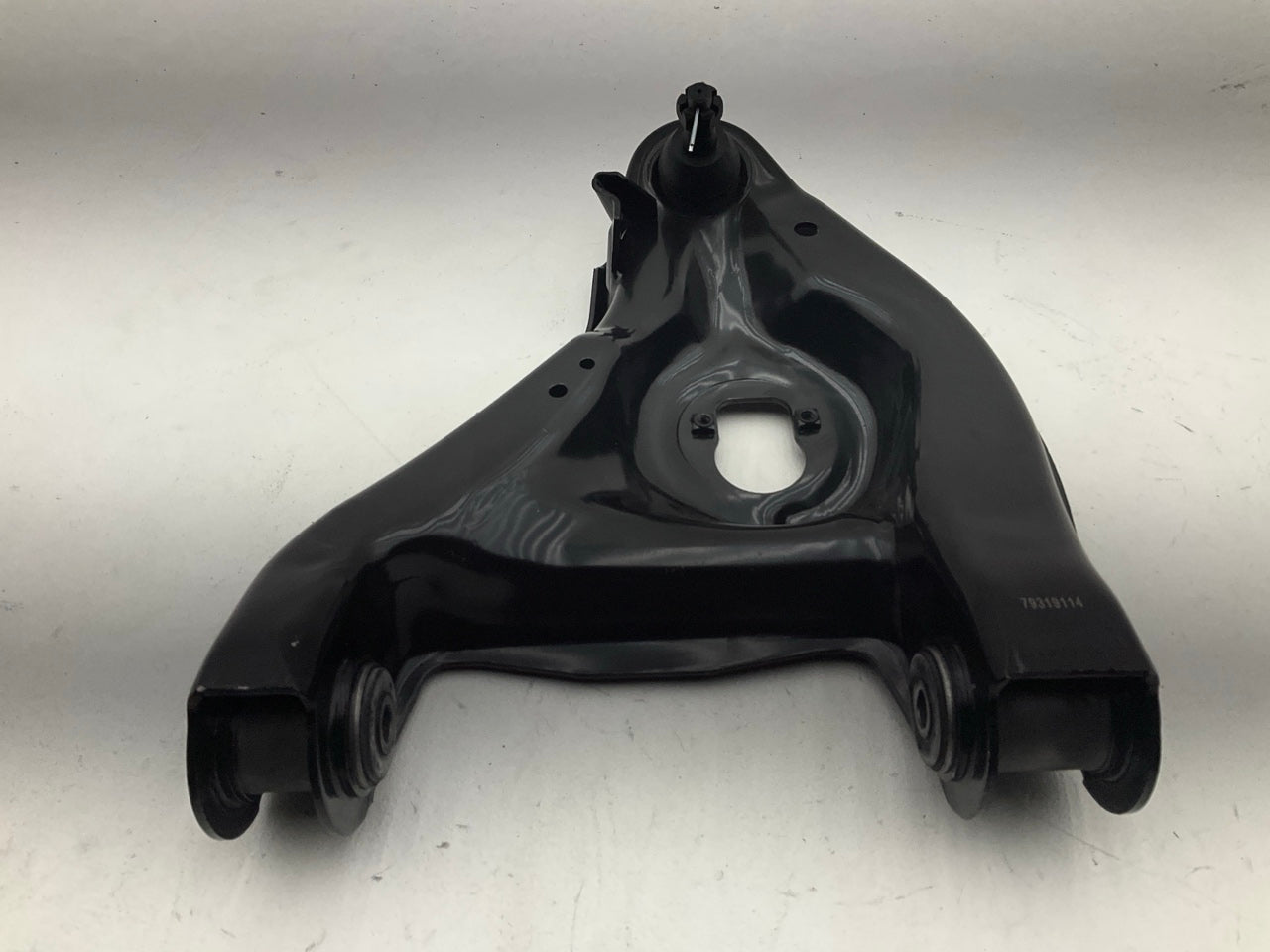New Aftermarket K620299  Front Left Lower Control Arm
