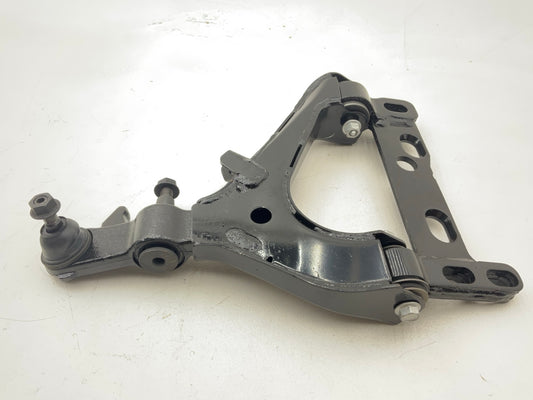 NEW - UNBOXED K620309 Front Right Lower Suspension Control Arm And Ball Joint