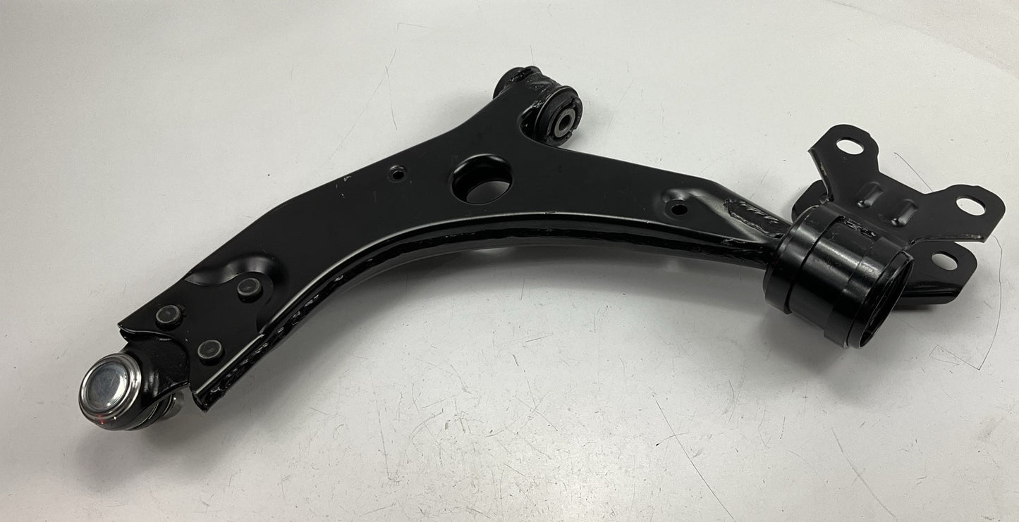 NEW - OUT OF BOX K622906 Front Right Lower Suspension Control Arm & Ball Joint