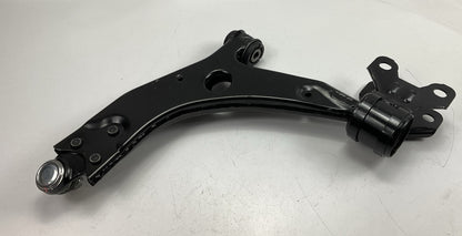 NEW - OUT OF BOX K622906 Front Right Lower Suspension Control Arm & Ball Joint
