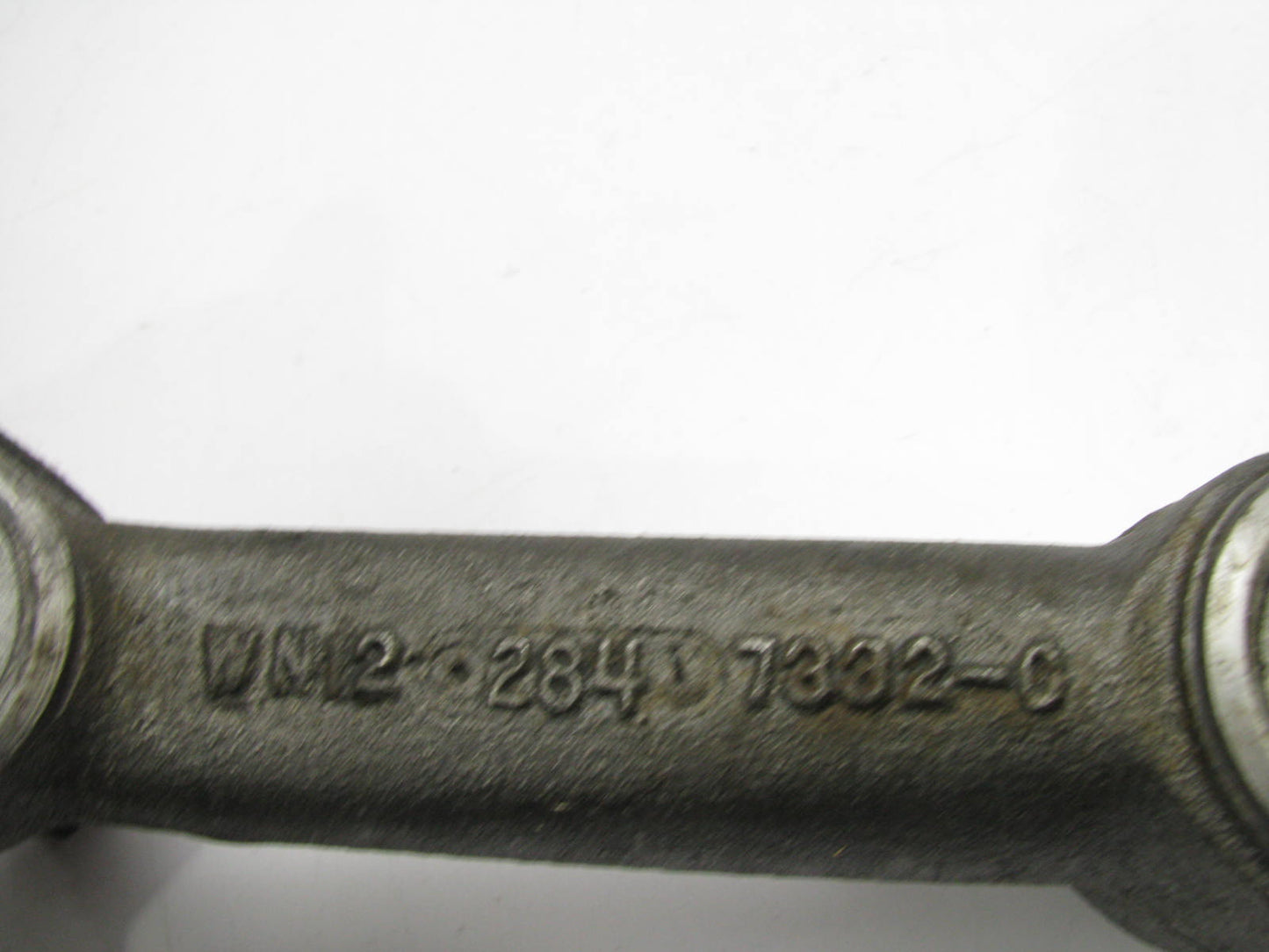 NEW OUT OF BOX - K7106 Steering Idler Arm