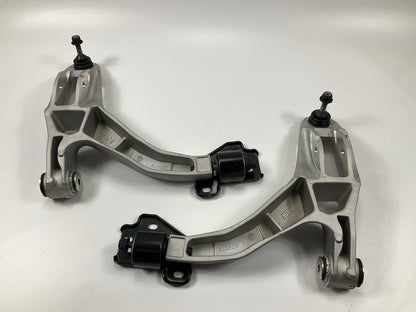 NEW UNBOXED Front Lower Right & Left Control Arms - 03-06 Crown Vic, Town Car