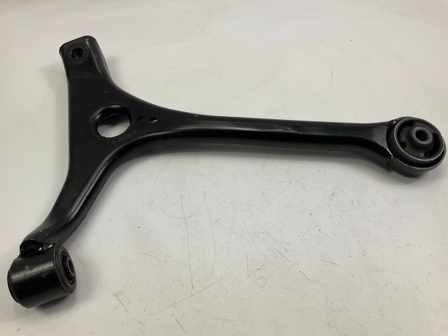 NEW - OUT OF BOX K80412 Front Left Lower Control Arm For 1998-2003 Ford Taurus