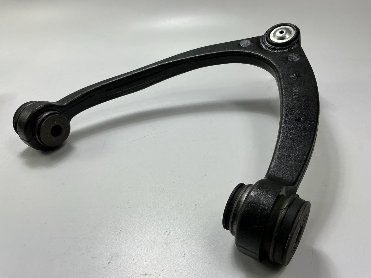 NEW - OUT OF BOX - K80670 FRONT RIGHT UPPER Control Arm And Ball Joint