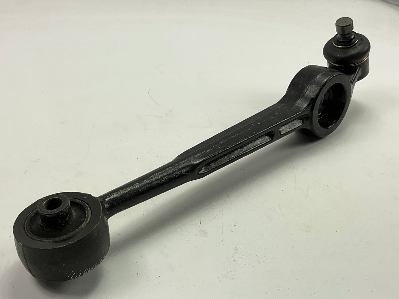 New Unboxed K9109 Front Right Lower Control Arm