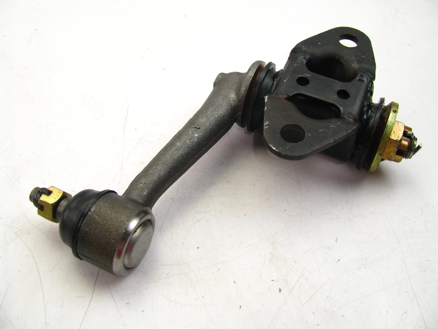Steering Idler Arm  K9490 For 1986-1987 Mazda B2000 - GENUINE 555
