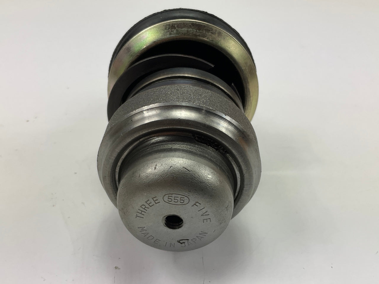 NEW UNBOXED OEM 555 Front Lower Ball Joint 43308-29015 For 82-85 Celica Supra