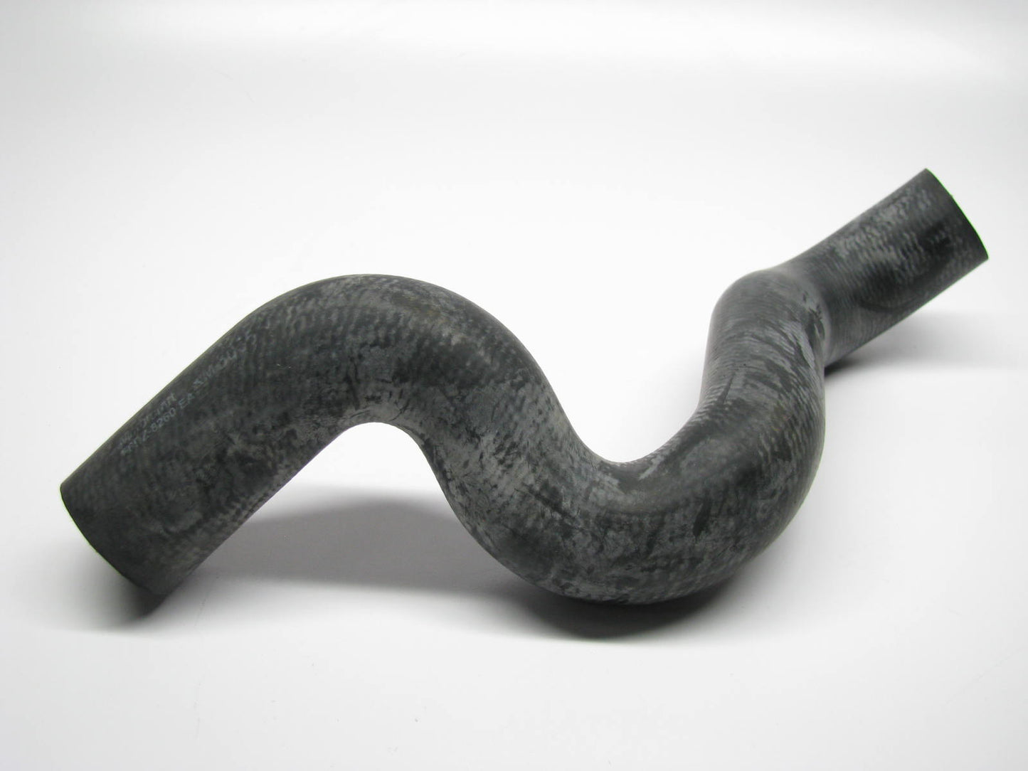 NEW OEM Motorcraft KM-3036 Upper Radiator Coolant Hose - 96-99 Taurus 3.4L SHO
