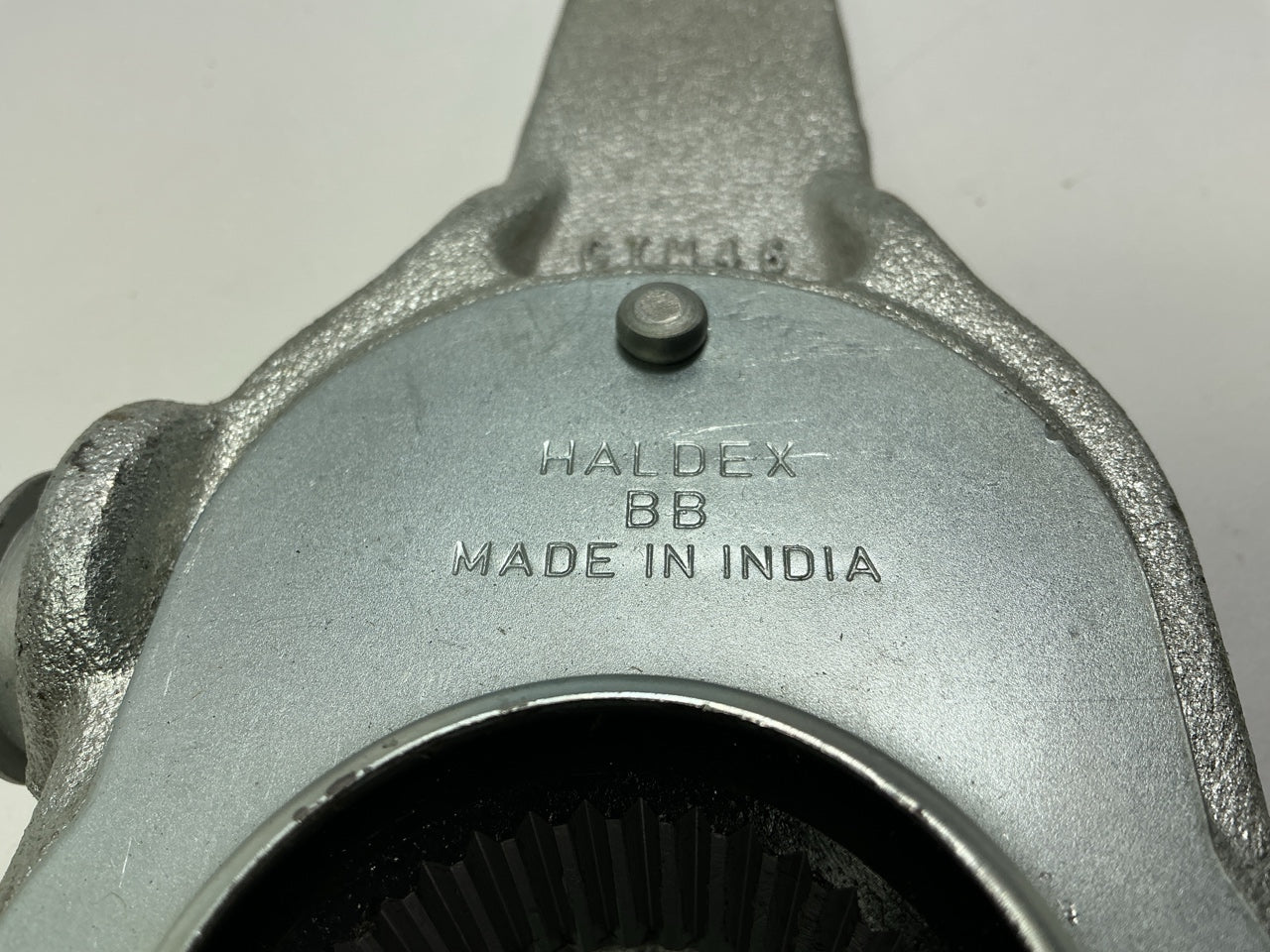 NEW UNBOXED Haldex KN44041 Air Brake Manual Slack Adjuster 6'' Arm, 1-5/8''-37
