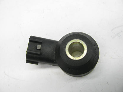 NEW - OUT OF BOX NTK KNE09 Ignition Knock Detonation Sensor