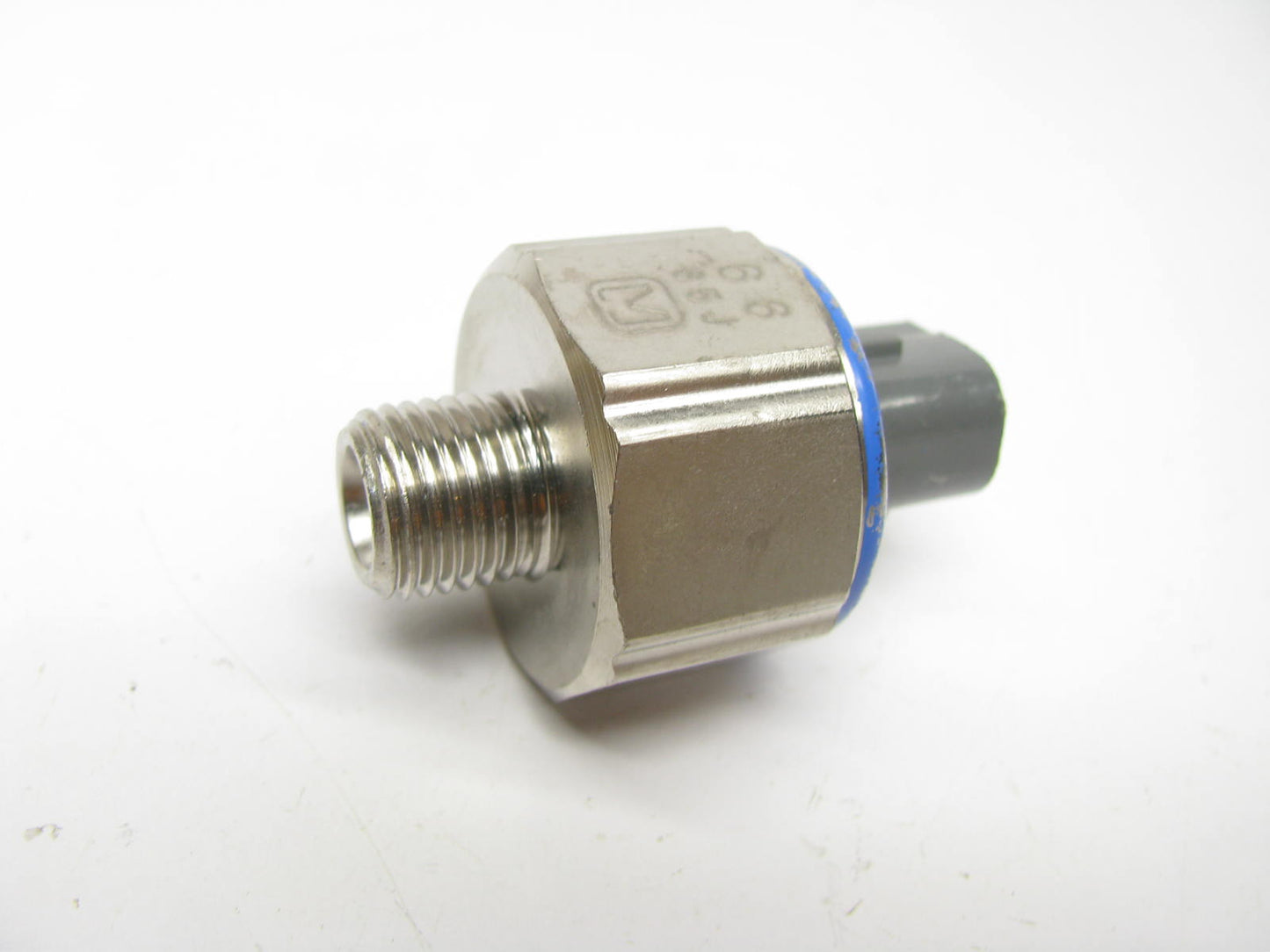 NEW - OUT OF BOX KS94 Ignition Knock (Detonation) Sensor