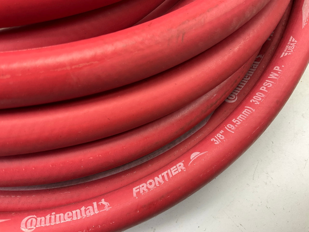 K-Tool 72035 3/8'' X 35' - 1/4'' MNPT Rubber Air Hose, Red, 35 Feet Length