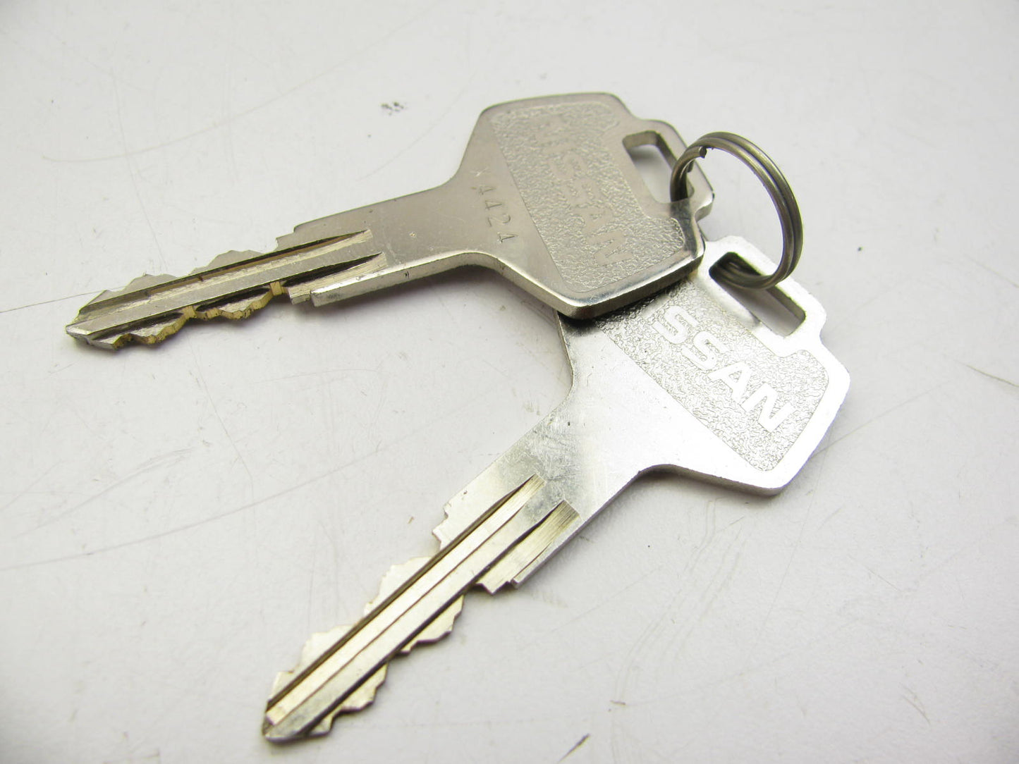 NEW UNBOXED Genuine Kanto Seiki Ignition Lock Cylinder + 2 Keys For Datsun KV-11
