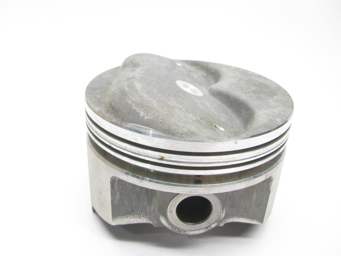 NEW - UNBOXED L2457 Forged Piston - Chevrolet 350 12.5:1 CR - FOR CYL. 1,4,5,8