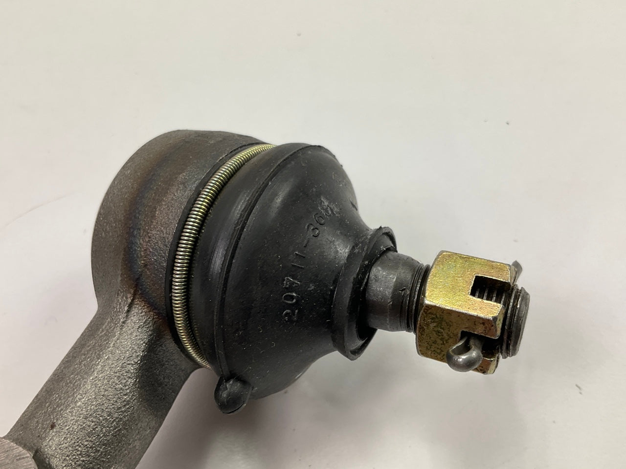 NEW - UNBOXED 555 L85-1329 Front Right Steering Tie Rod End 1960-75 Land Cruiser