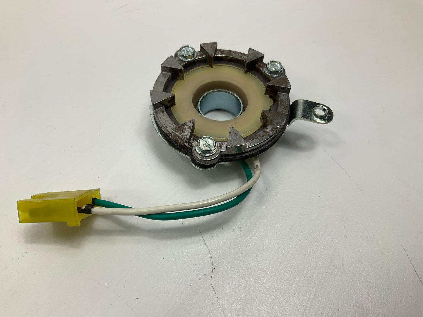 NEW - OUT OF BOX LX-302 Distributor Ignition Pickup