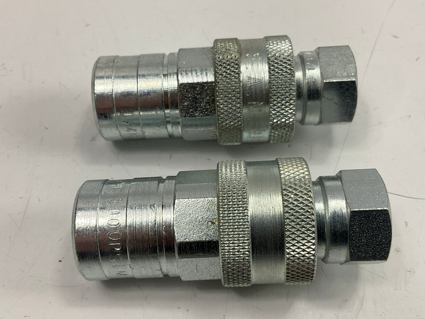 (2) NEW M15072 1/4'' Hydraulic Quick Coupler Replaces Meyer 15072, 15741, 15741C