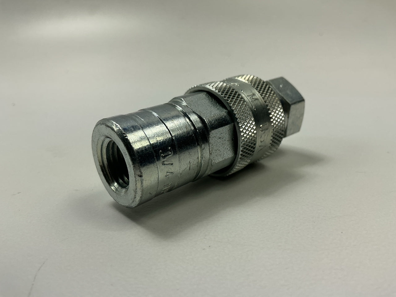 NEW M15072C 1/4'' Hydraulic Quick Coupler Replaces Meyer 15072, 15741, 15741C