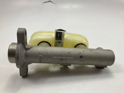 NEW UNBOXED M390269 Brake Master Cylinder - WITHOUT CRUISE CONTROL ONLY