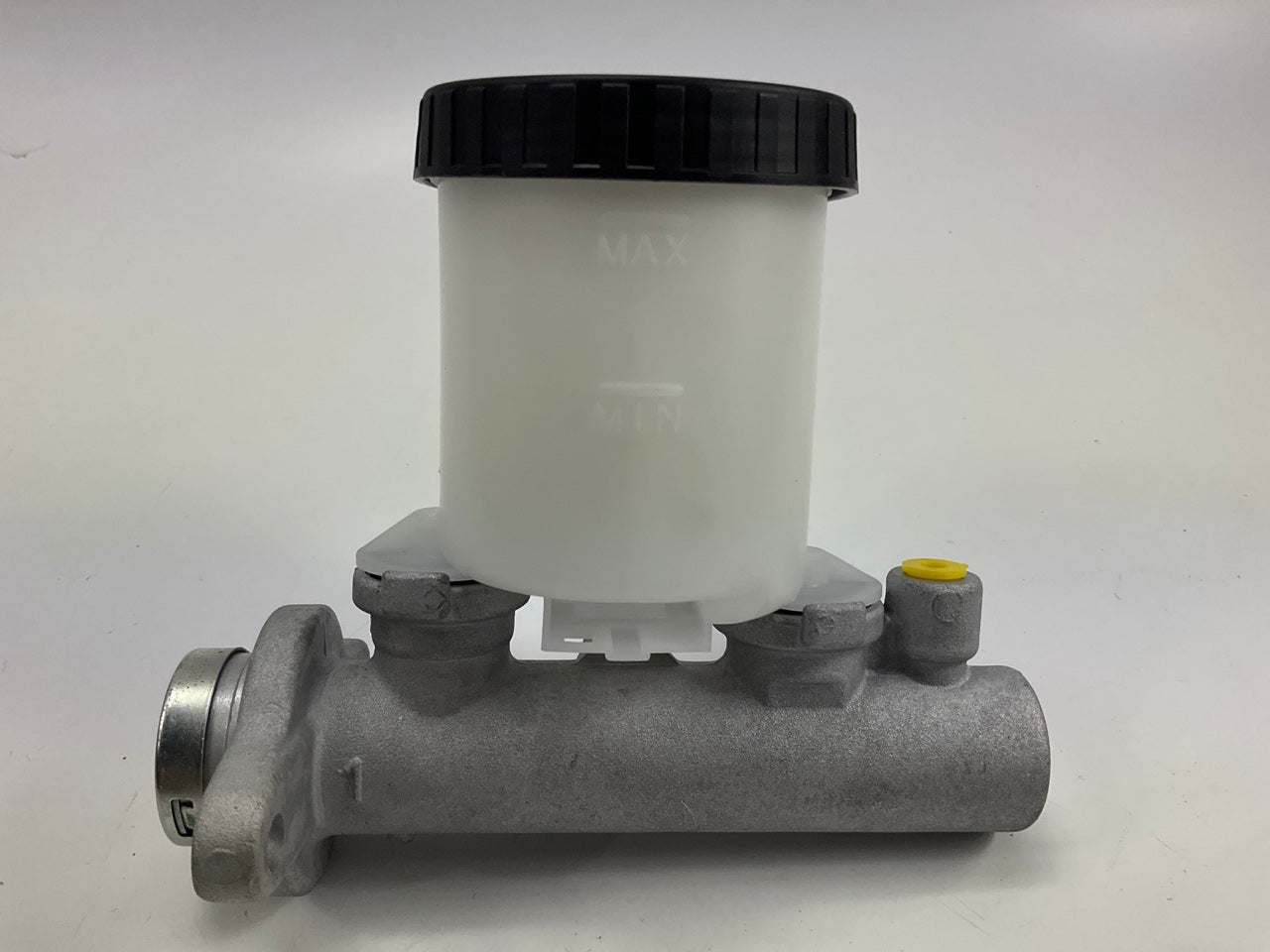 REMAN.  M39592 Brake Master Cylinder For 1986-1996 Nissan D21 Pickup Truck