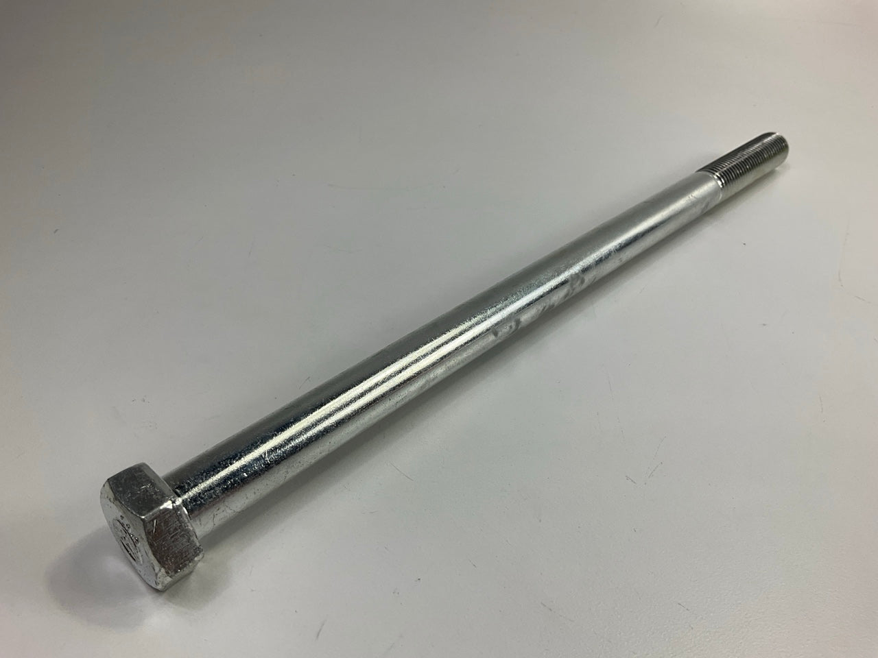 NEW Unboxed Automann M5231 Bolt For Kenworth, M16-2.0 Threads, 290mm Long