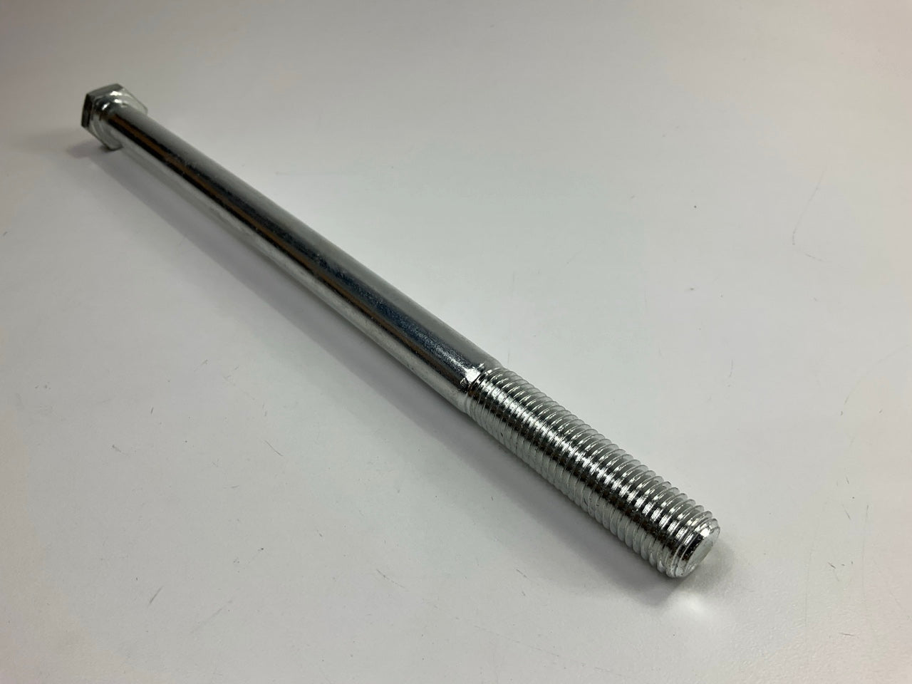 NEW Unboxed Automann M5231 Bolt For Kenworth, M16-2.0 Threads, 290mm Long