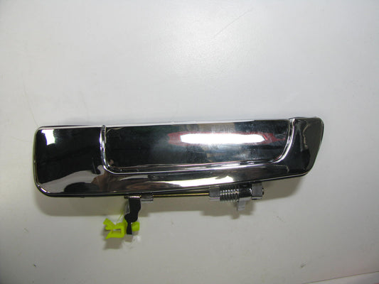 NEW - OUT OF BOX MB-DH016AL Rear LEFT Door Handle For 97-02 Mirage 00-05 Galant