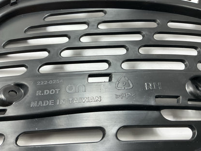 NEW AFTERMARKET - Front Right Bumpert Insert