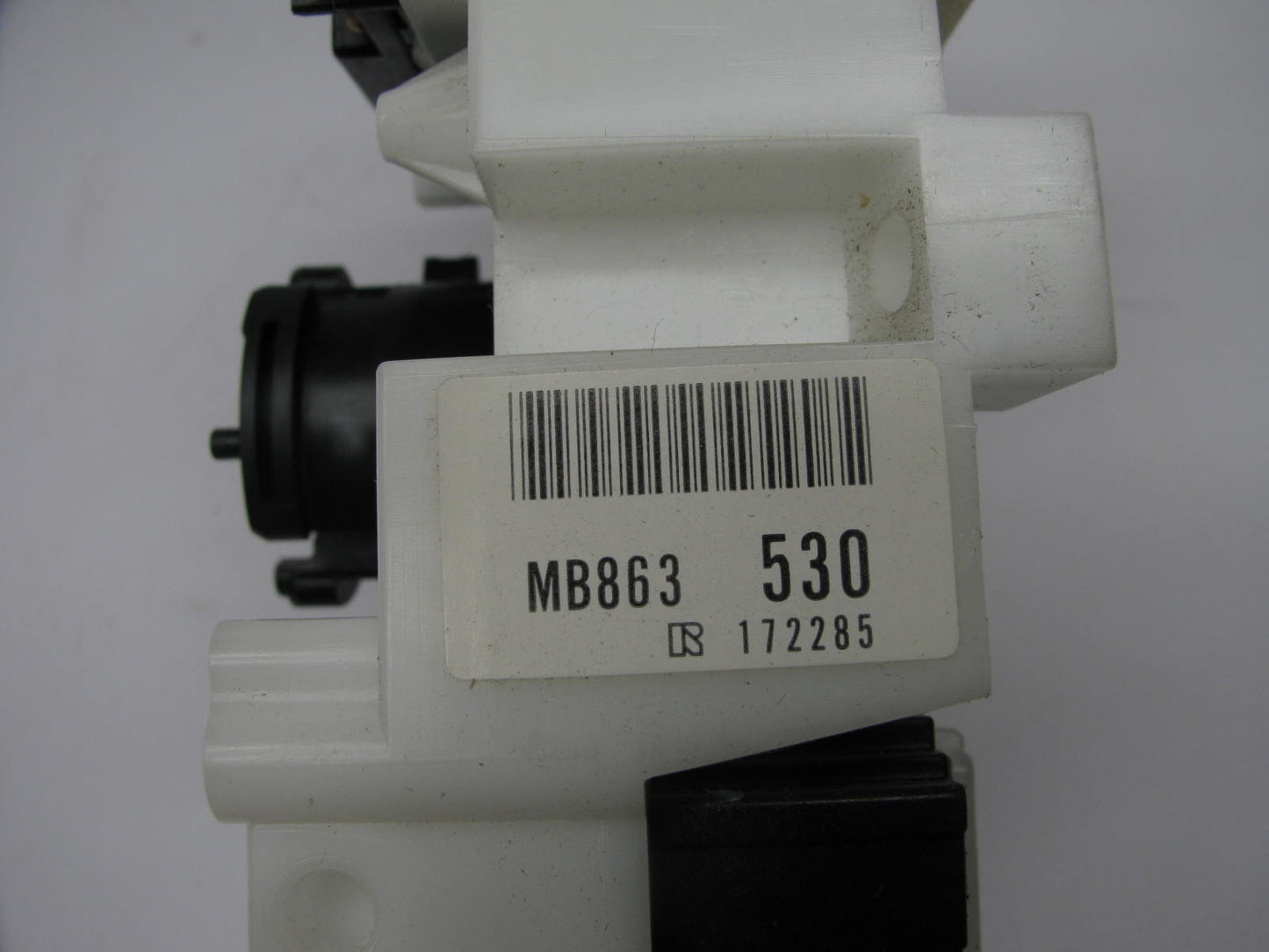 NEW - OUT OF BOX MITSUBISHI MB863530 Turn Signal Combination Switch