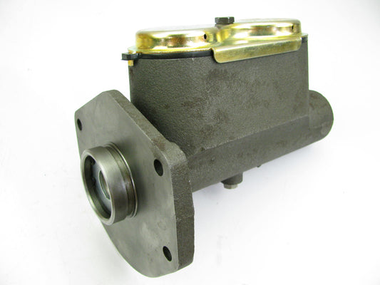 NEW UNBOXED MC39337 Brake Master Cylinder - 1980-1983 Ford L800 C800 LN600 LN700