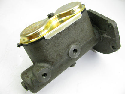 NEW UNBOXED MC39337 Brake Master Cylinder - 1980-1983 Ford L800 C800 LN600 LN700
