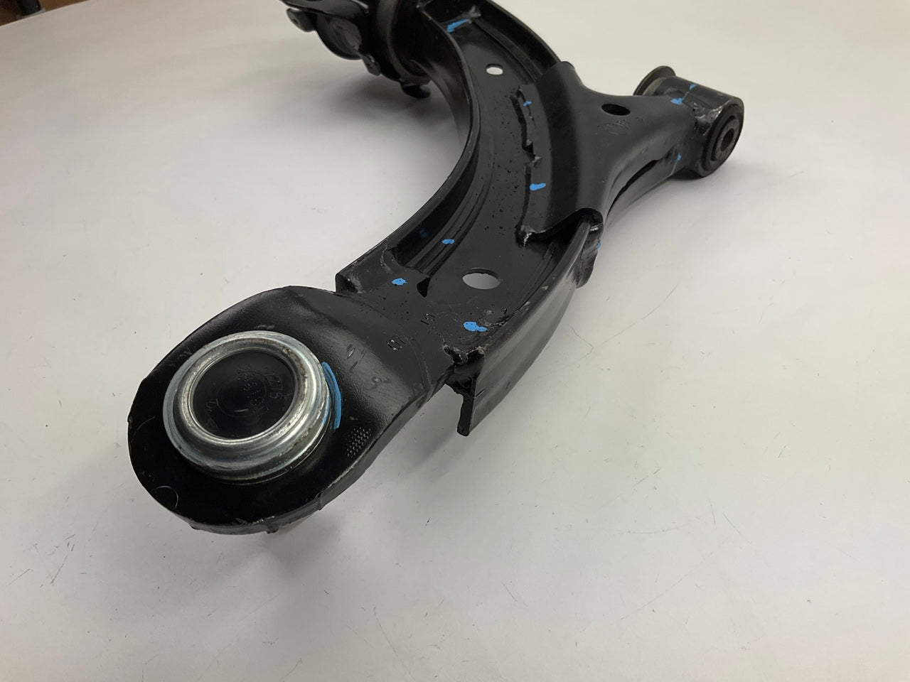 NEW OUT OF BOX - FRONT LEFT LOWER Control Arm OEM For 2004-2010 Ford Mustang