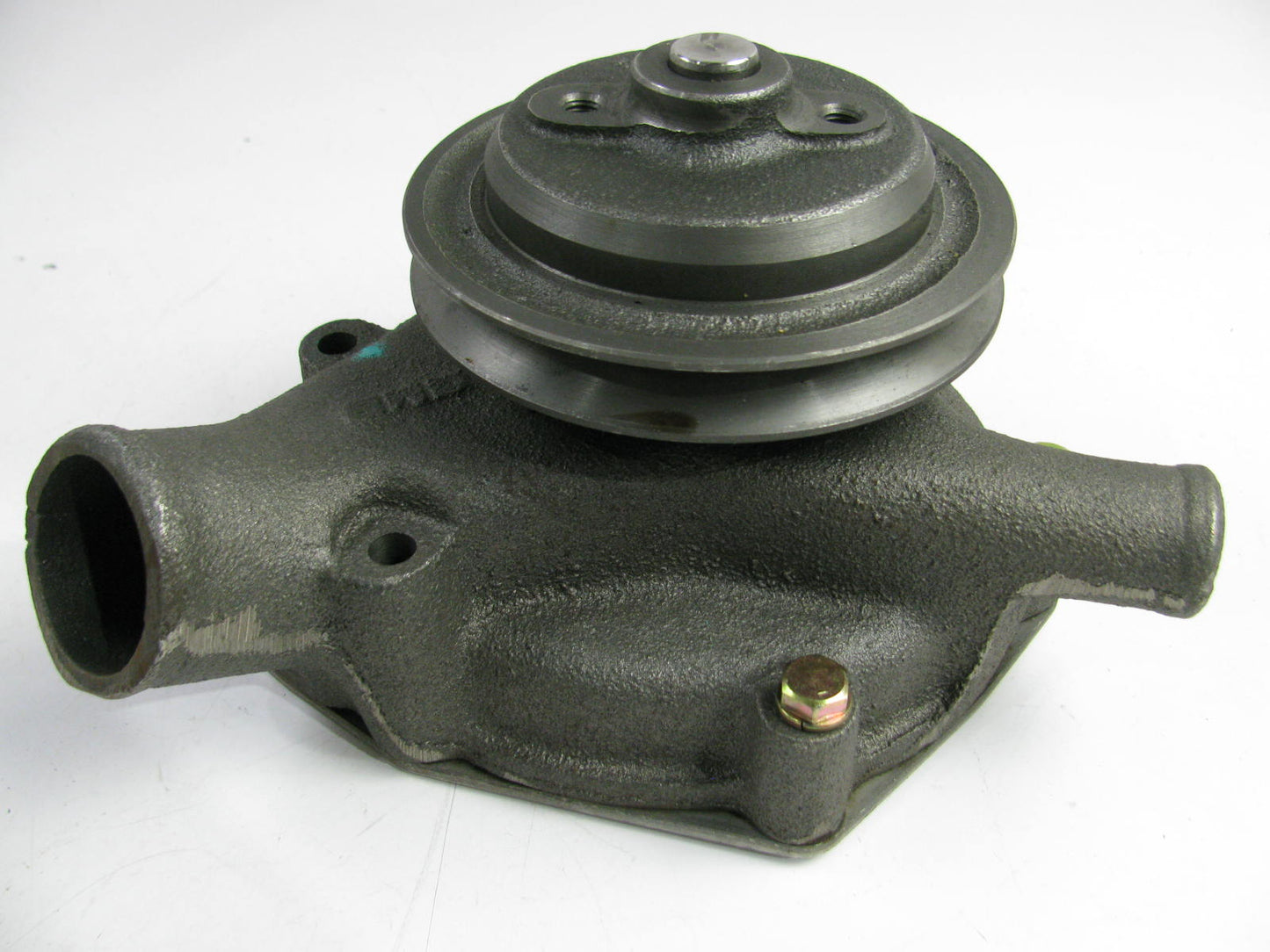 NEW UNBOXED ME015010 Water Pump For MITSUBISHI Canter