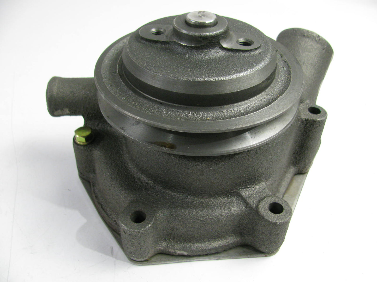 NEW UNBOXED ME015010 Water Pump For MITSUBISHI Canter