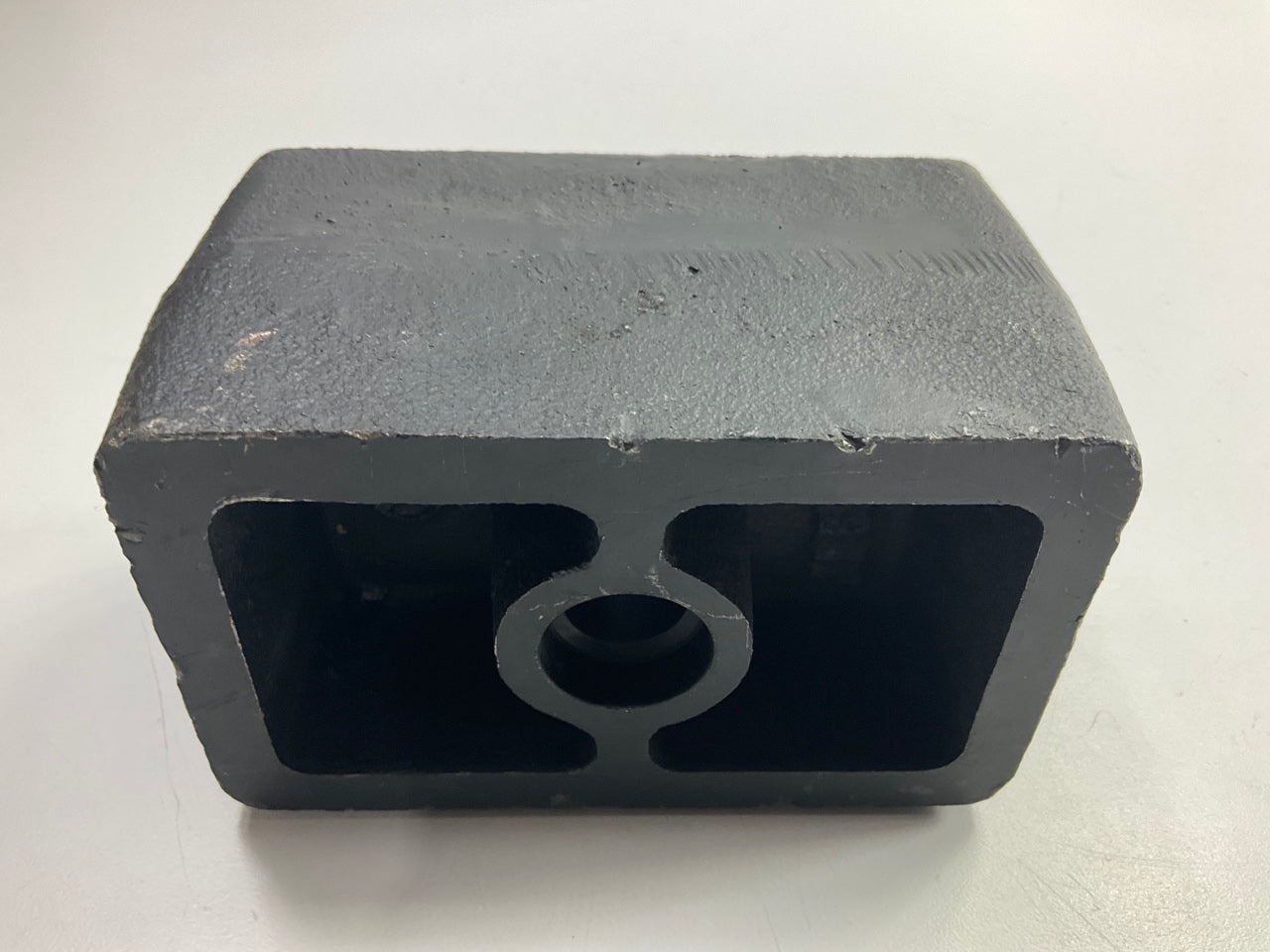 Automann ME16967 - Spacer Block 3-1/2'' For Mack 13QK244AP12